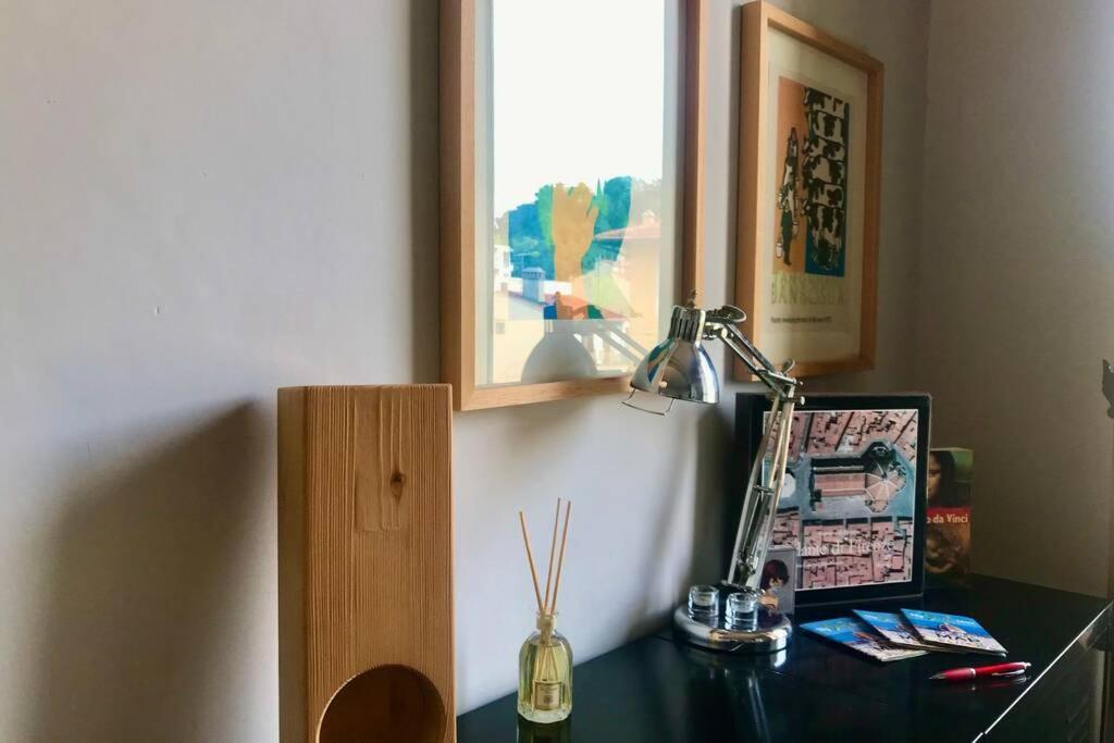 Sunny Top Floor In San Frediano Firenze Bagian luar foto